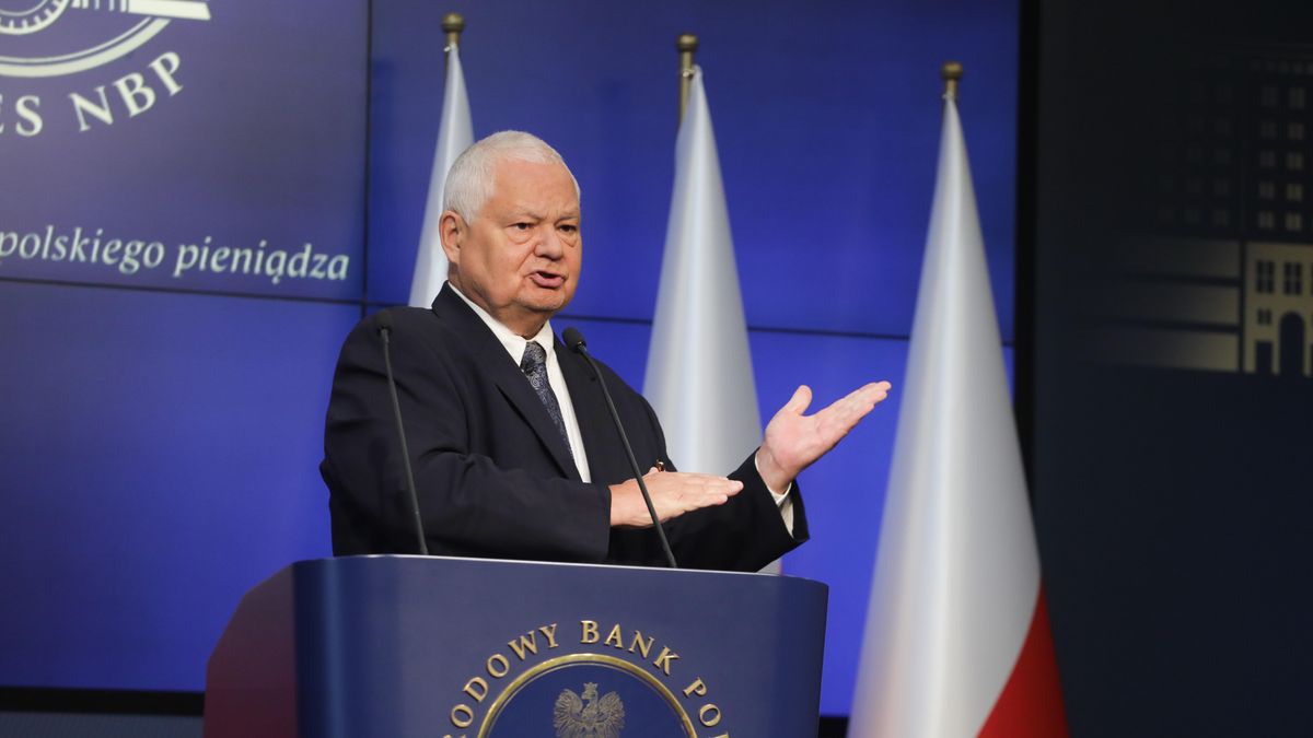 Adam Glapi�ski
Warszawa, 06.10.2022. Prezes Narodowego Banku Polskiego Adam Glapi�ski w Centrali NBP w Warszawie, 6 bm. na konferencji prasowej dotycz�cej oceny bie��cej sytuacji ekonomicznej w Polsce. (az/dw) PAP/Albert Zawada
Albert Zawada
gospodarcza, gospodarka, konferencja, narodowy bank polski, nbp, sytuacja