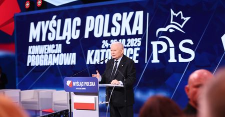 Kulisy konwencji PiS. Kaczyński chciał programu, ale nie krytyków. Partia szykuje się na kampanię