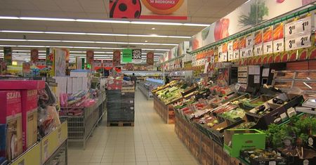 Niezła promocja. Biedronka zaskakuje! Popularna "spożywka" za grosze