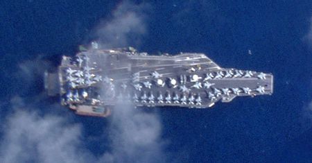 Amerykański gigant w drodze na Bliski Wschód. Przepłynął Gibraltar