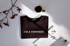 Czy bycie feministą to powód do dumy? Wyjątkowy projekt z okazji Światowego Dnia Feminizmu