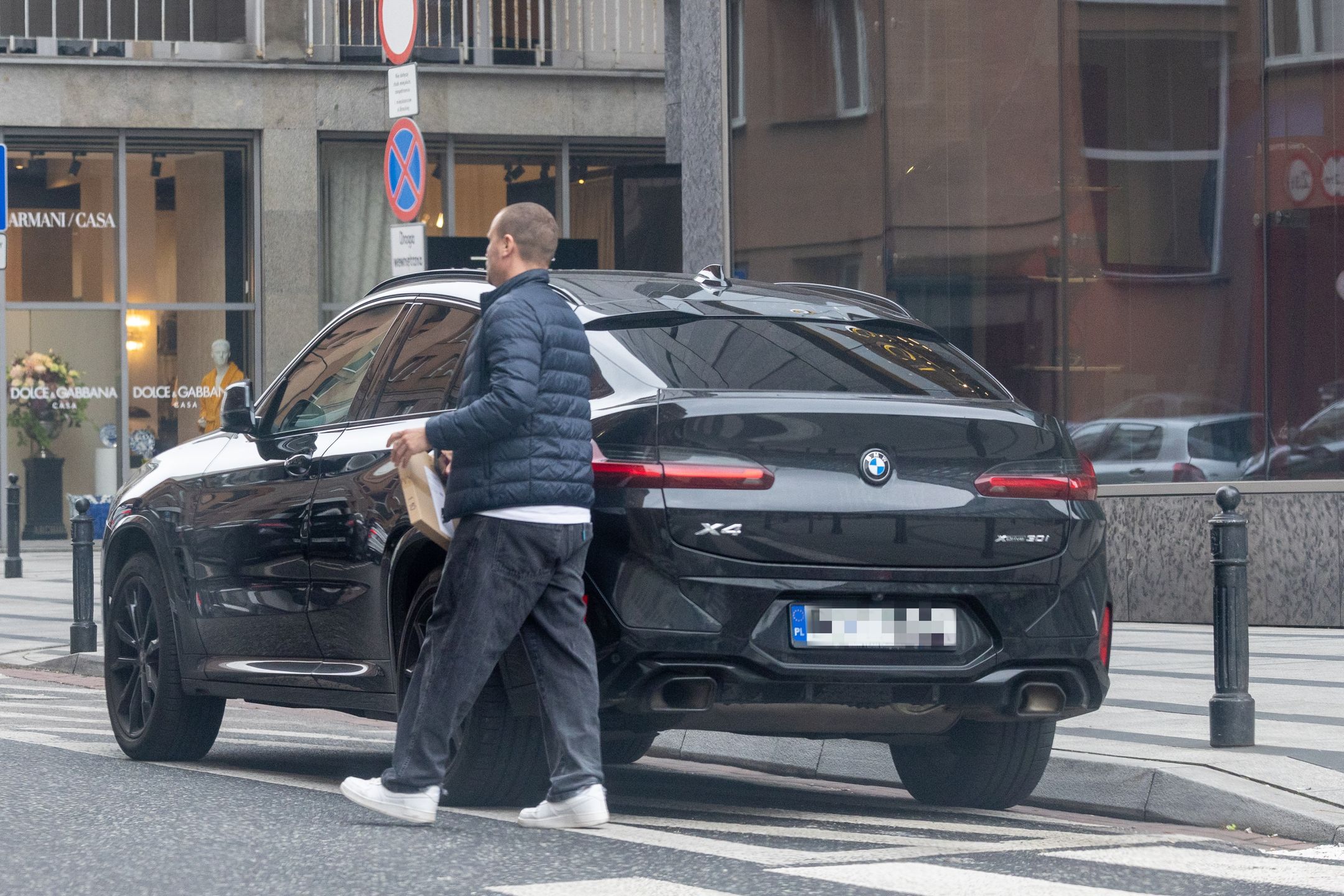 Marcin Hakiel zatrzymał samochód na zakazie