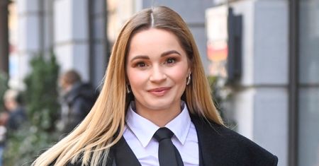 Ewelina Lisowska pokazała się BEZ DOCZEPÓW! Poznalibyście ją?