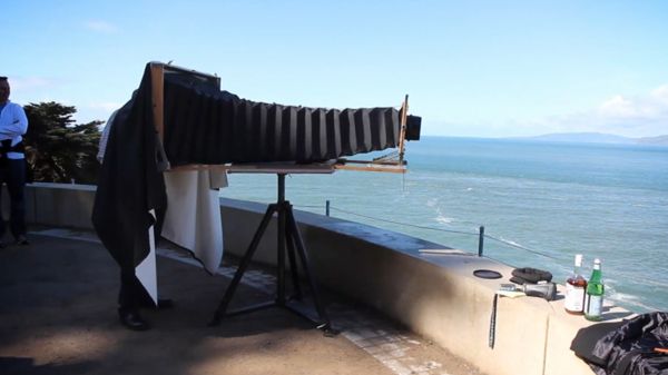 Co potrafi 2-metrowy retro-aparat? [wideo] 1