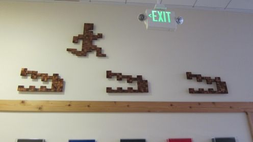 Jak przyozdobić wnętrze 8-bitowym drewnem? 1