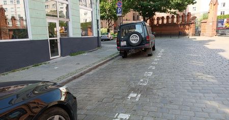 Nawet kilkanaście złotych za godzinę parkowania. Nowe stawki w polskim mieście dobiją turystów