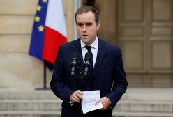 Francja bez rządu. Ustępujący premier wskazuje na możliwą drogę