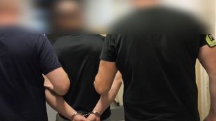 Wągrowiec: Trzej mężczyźni zatrzymani za podanie narkotyków 21-latce
