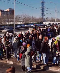 Grób Nawalnego "zniknął". Przed cmentarzem nawet 500 osób