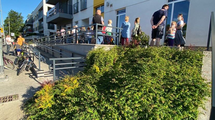 Kolejka po lodyfdsfs w Dniu Dziecka