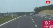 Pędził jak szalony autostradą A2. Kierowca skody nie przyjął mandatu. Zobacz nagranie