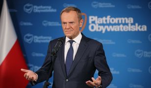 Tusk stracił prawo jazdy. W Platformie konsternacja. "Odbiera powagę"