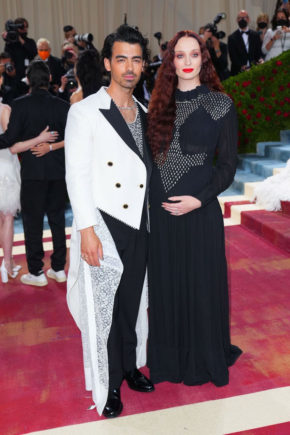 Sophie Turner urodziła! Joe Jonas po raz drugi został ojcem 
