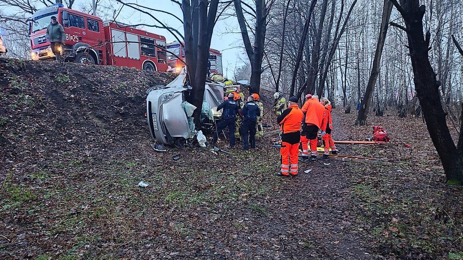 Mężczyzna wypadł z drogi