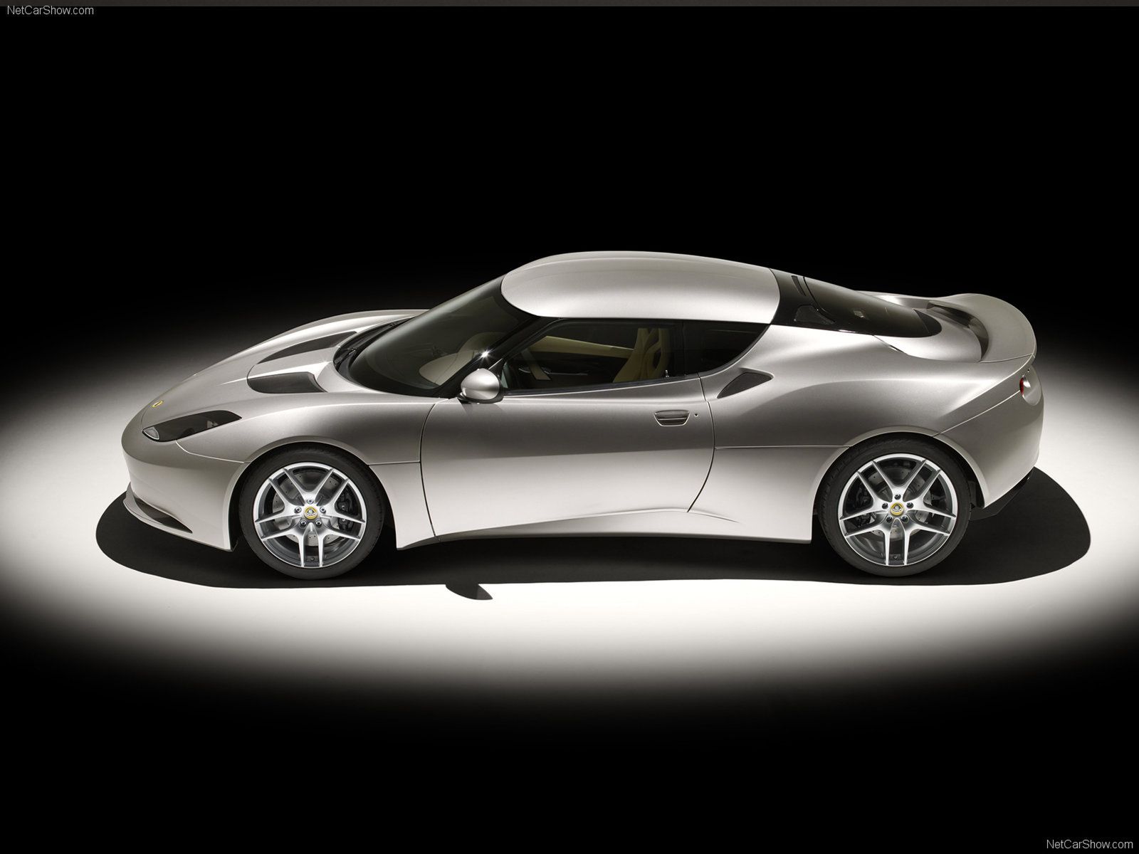 Lotus Evora 1