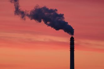 Handel uprawnieniami do emisji CO2. Oto szacowane przychody Polski z ETS