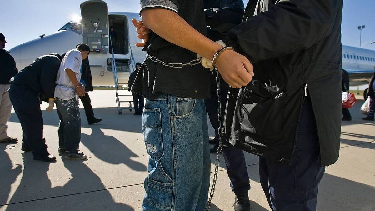 Meksyk odmówił zgody na lądowanie samolotu z deportowanymi