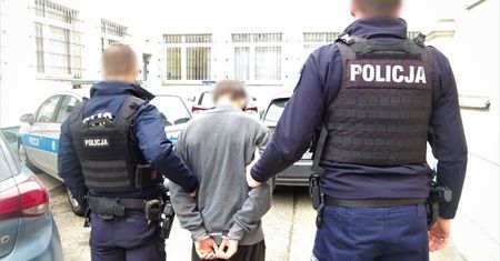 Nastoletni sprawcy terroryzowali Kraków. Napadli na dzieci i taksówkarza jednego wieczoru