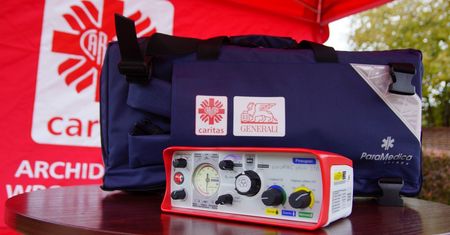 Koronawirus w Polsce. Akcja "Wdzięczni Medykom" daje efekty. Pierwszy respirator trafił do Milicza
