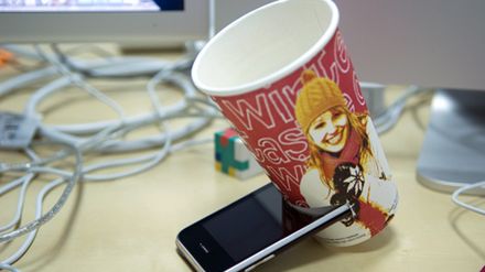 Tani i ekologiczny głośnik do iPhone'a 1