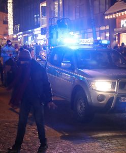 Obostrzenia - Zakopane. Wojewoda apeluje do turystów. Przypomina "korona-party na Krupówkach"