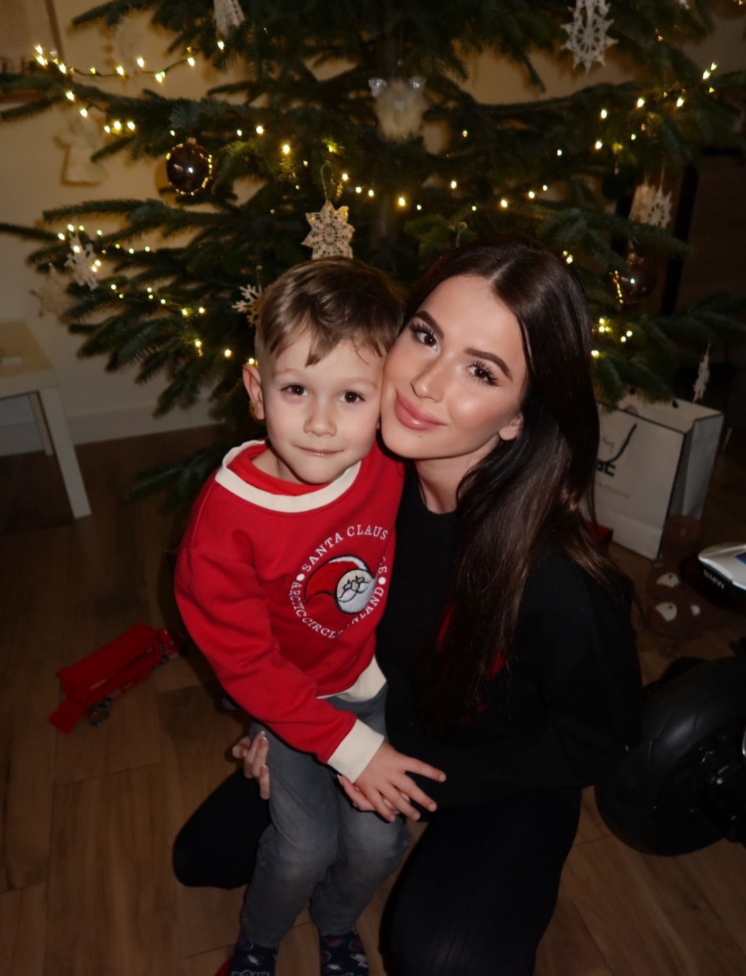 Roksana Węgiel z bratem