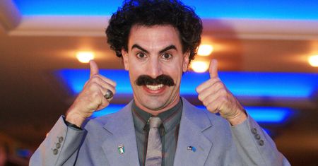 Sacha Baron Cohen przeszedł NIESAMOWITĄ metamorfozę. Dziś zupełnie nie przypomina Borata