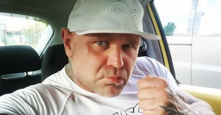 Zawodnik gali PunchDown W STANIE KRYTYCZNYM! Artur "Waluś" Walczak walczy o życie po brutalnym nokaucie