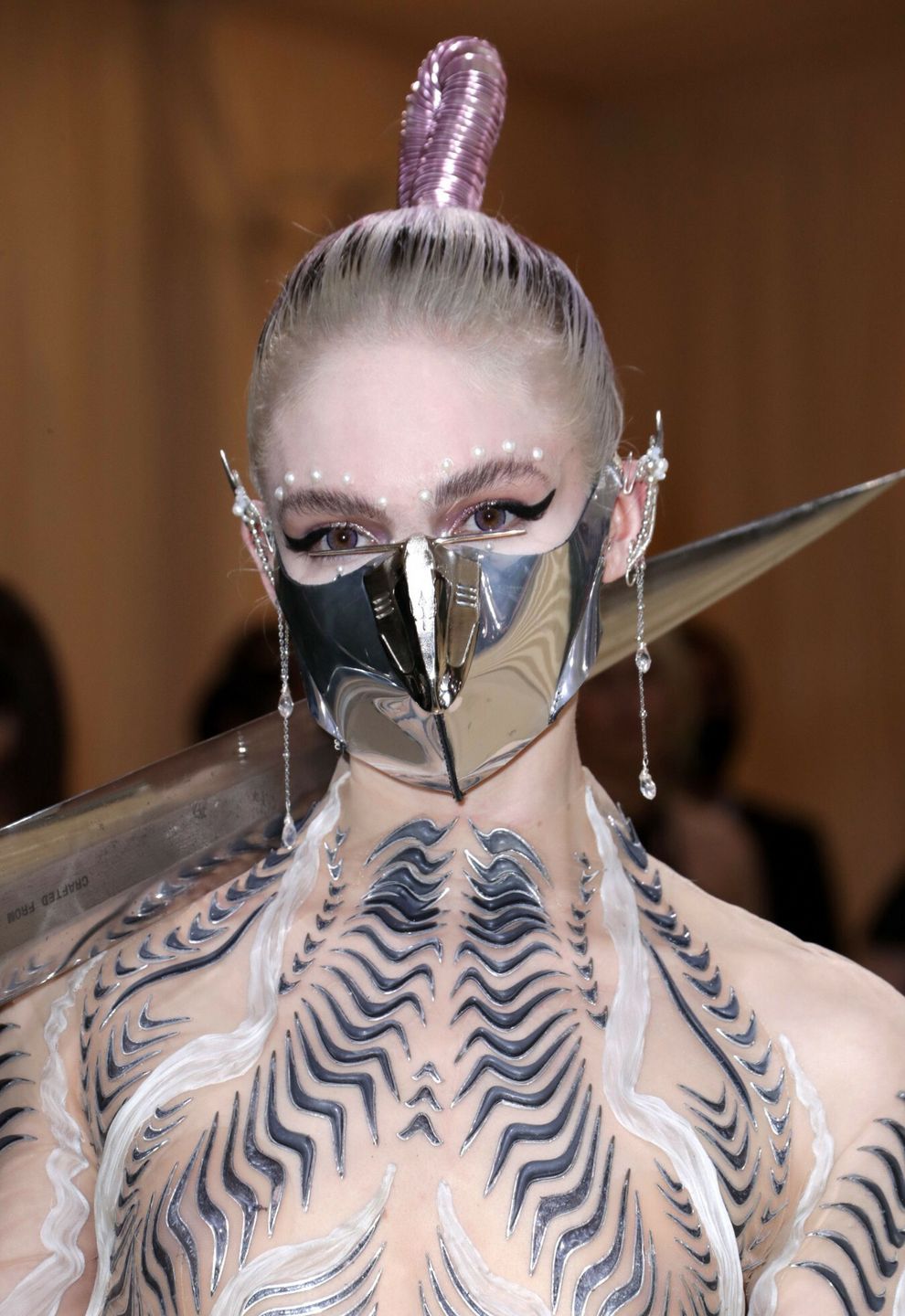 Grimes na Gali MET