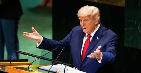 "Musi się bardziej postarać". Trump uderza w Europę za gaz z Rosji