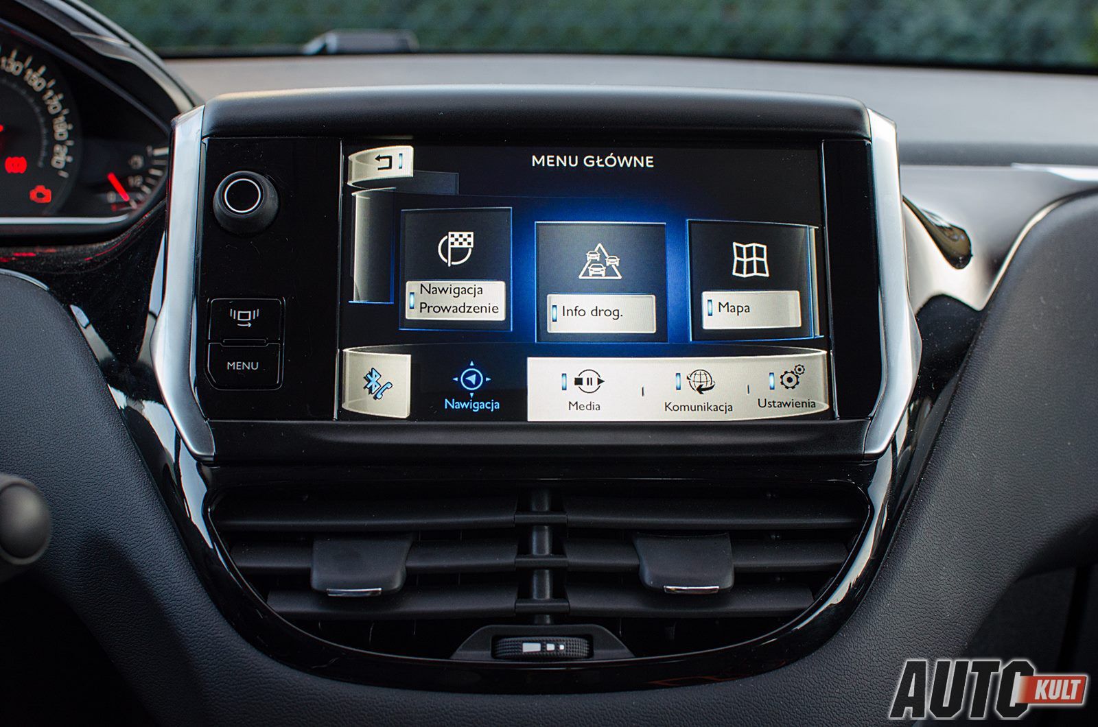 Peugeot 208 1,2 PureTech Active "Bez barier" - test [galeria] 18
