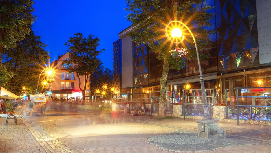 Zakopane mimo drożejących cen energii nie zamierza rezygnować ze świątecznego oświetlenia ulic