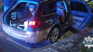 Radom: Pościg za pijanym kierowcą. W pojeździe znaleziono narkotyki