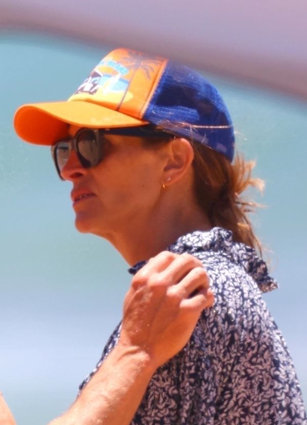 Julia Roberts "plażinguje" z rodzina w Sydney