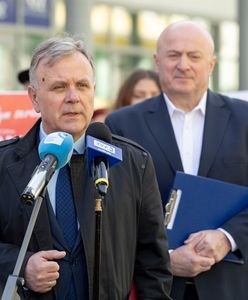 Dwa dni i trzy umowy dla żony sekretarza urzędu miasta