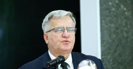Komorowski mówi o swojej emeryturze. "Wszyscy dorabiamy"