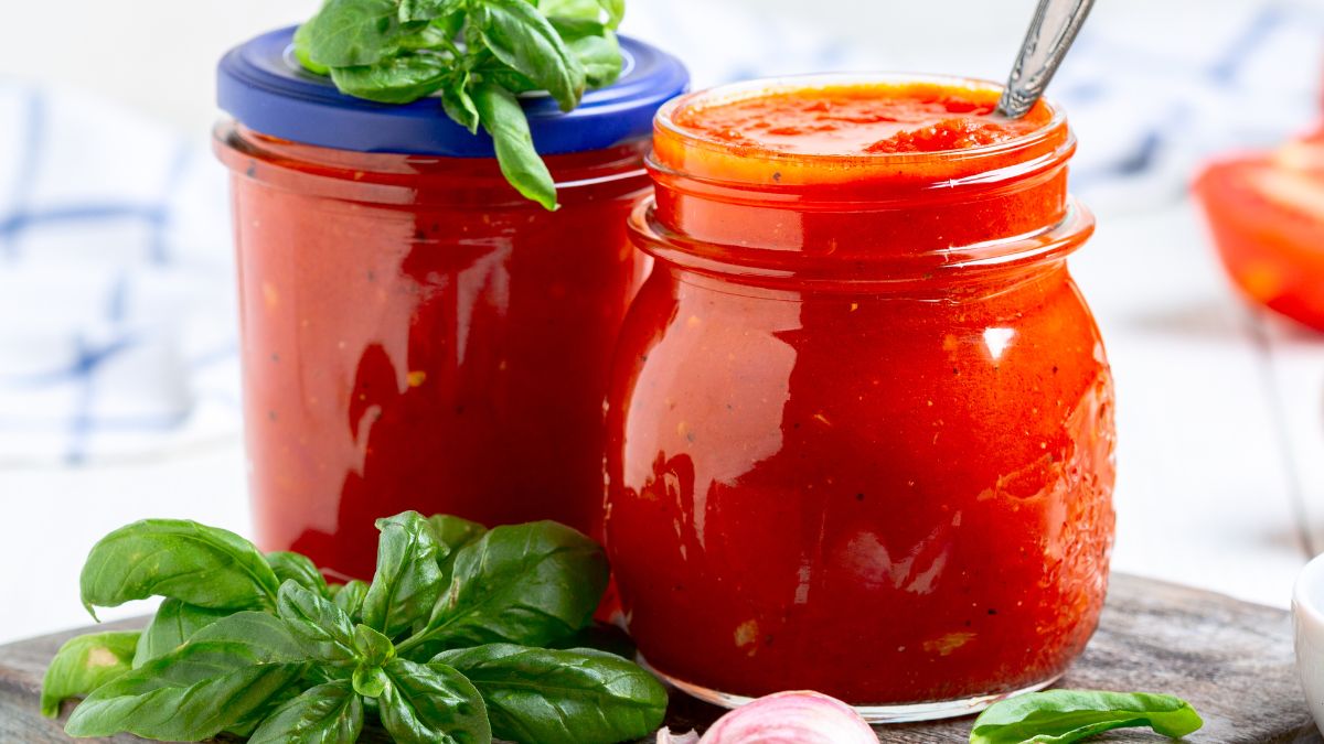 Sos pomidorowy -  Pyszności