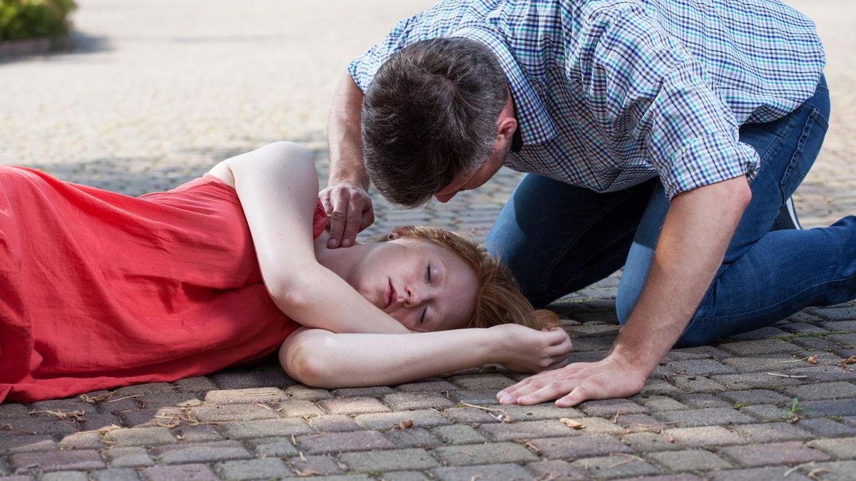 Pierwsza pomoc przy omdleniu