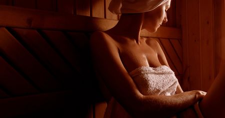 Sauna parowa - charakterystyka, korzyści zdrowotne, jak korzystać