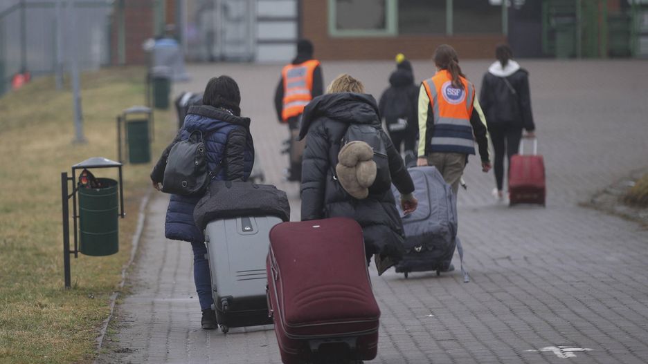 Civilians continue to arrive in Poland
PRZEMYSL, POLAND - MARCH 31: Civilians, fleeing from Ukraine due to ongoing Russian attacks, continue to arrive at the Medyka border in Przemysl, Poland on March 31, 2022. Ayhan Mehmet / Anadolu Agency/ABACAPRESS.COM 
Dostawca: PAP/Abaca
AA/ABACA
2022,Poland,Przemysl,Ukrainians, inwazja, konflikt zbrojny, pomoc dla Ukrainy, rosyjska, sytuacja na Ukrainie, uchodźcy, Wojna na Ukrainie, wsparcie