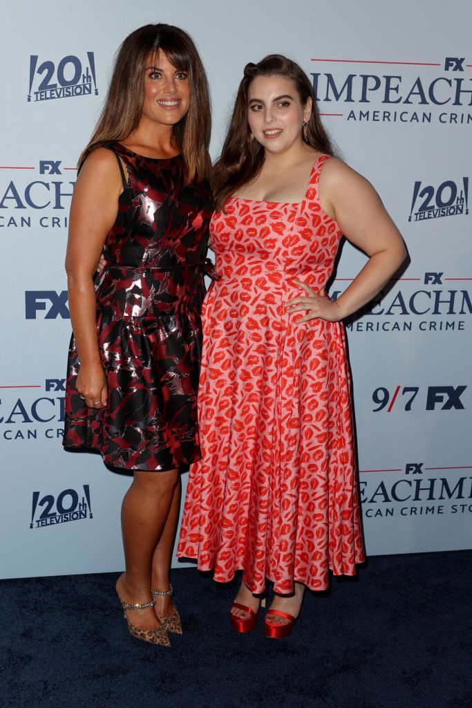 Monica Lewinsky z aktorką Beanie Feldstein wcielającą się w jej rolę w serialu "Impeachment: American Crime Story”. 
