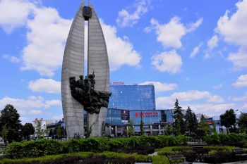 Pogoda w Rzeszowie. Prognoza na wtorek 7 kwietnia. Przelotne opady