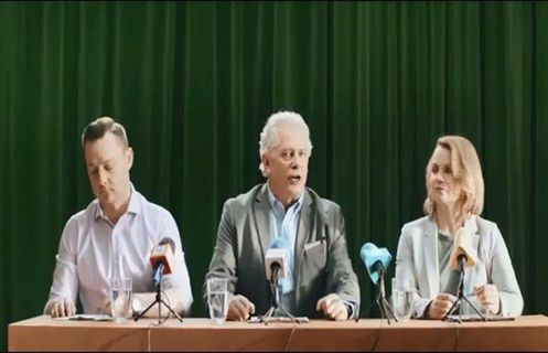 Świat piłkarskich transferów przeniesiony do reklamy Leroy Merlin „Dołącz do najlepszego zespołu”