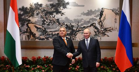 Orban w końcu to powiedział. Pojechał za Putinem na szczyt