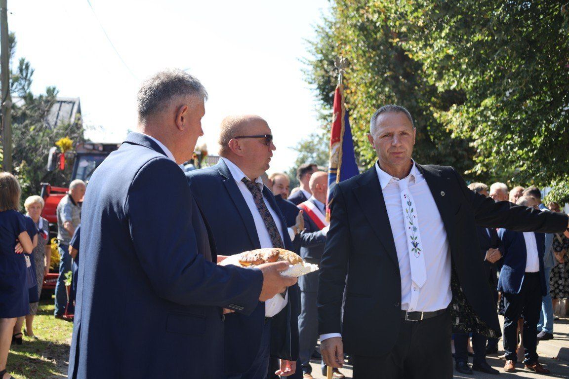Dożynkowa zabawa nad jeziorem Lubowidzkim
