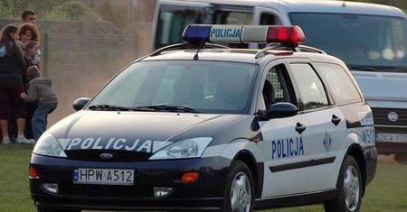 Jechał za Oplem. Postanowił zatrzymać kierowcę