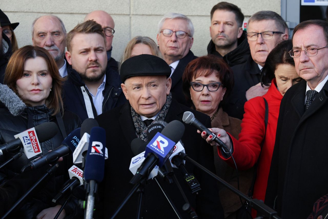 "To była główna przyczyna". Kaczyński na manifestacji przed prokuraturą