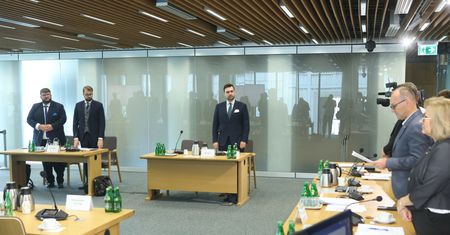 Rząd PiS ograny przez Rosjan. Wizy trafiały nie tylko do informatyków