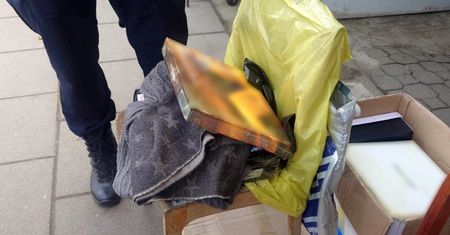 Na bazarku handlowała tym spod lady. Zdradziło ją zachowanie