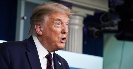 Wybory prezydenckie w USA. Donald Trump zaatakował Baracka Obamę, który poparł Joe Bidena